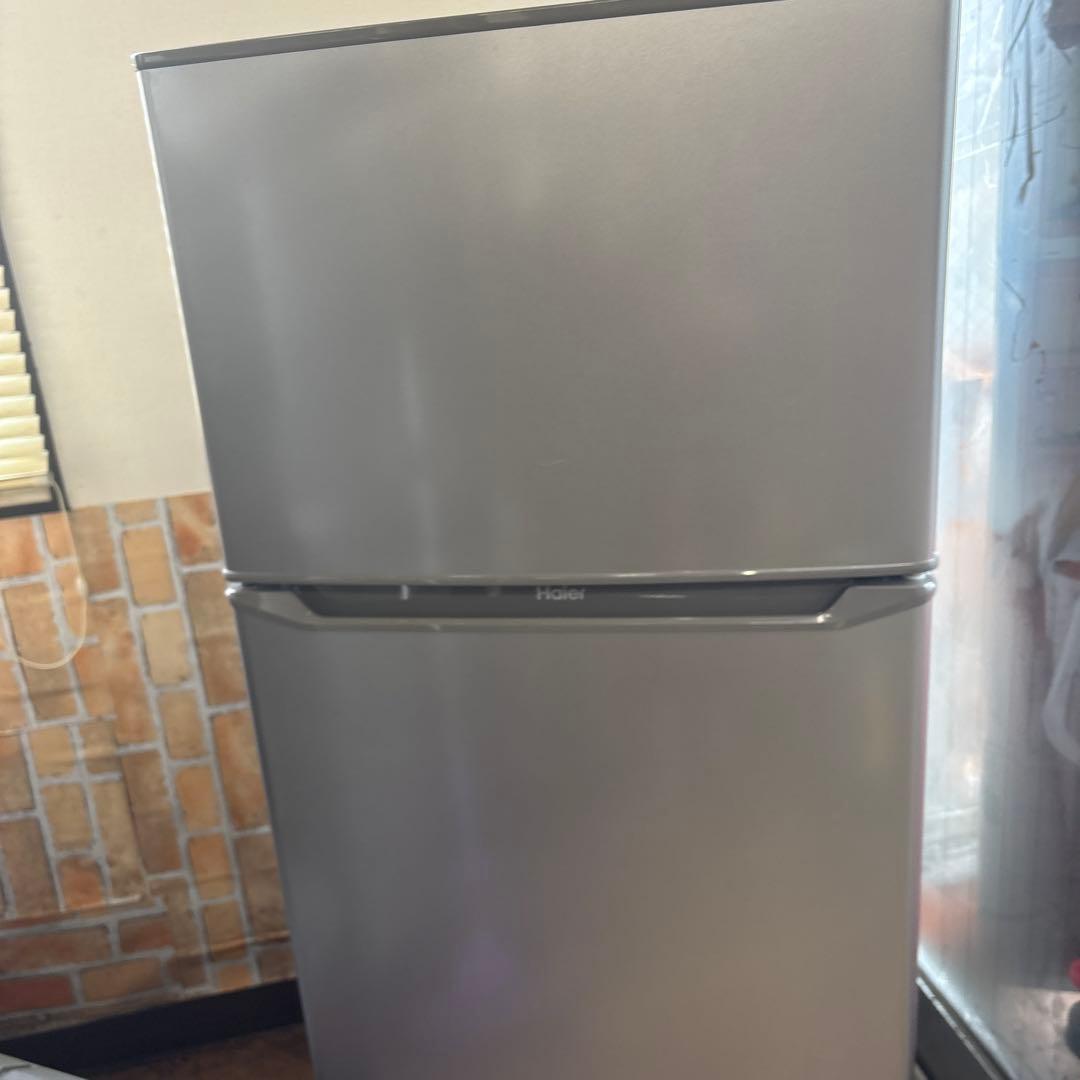 Haier シルバー冷蔵庫　2021年　130L 家庭用