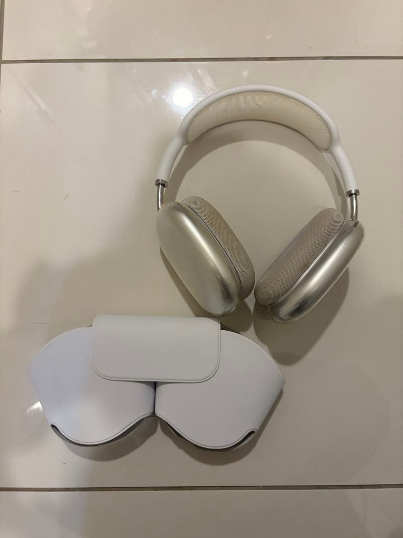 AirPods Max シルバー カバー付き