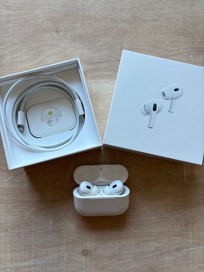 正規品 AirPods Pro 第2世代 本体 充電ケース付き