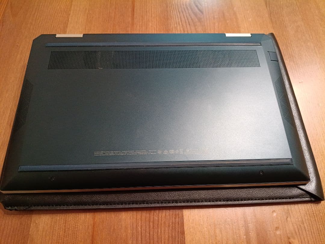 HP Spectre x360 13 / i7 / 16GB / タッチパネル