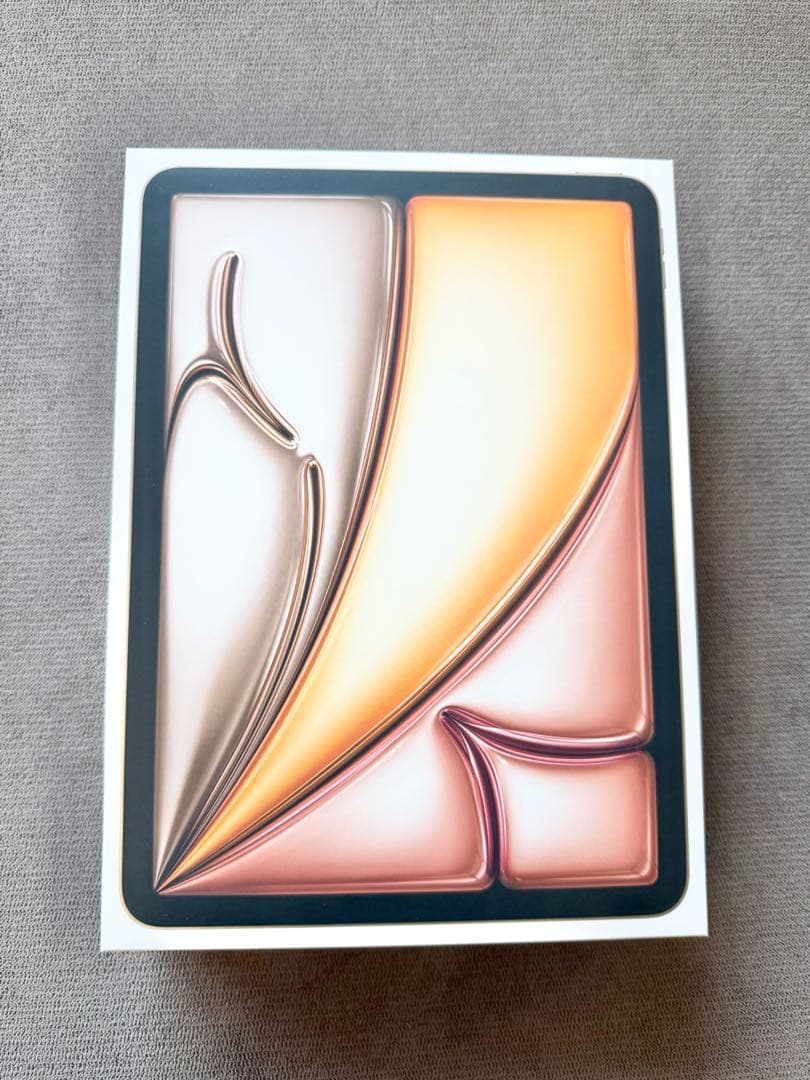 【新品】Apple iPad Air (M3) 128GB スターライト