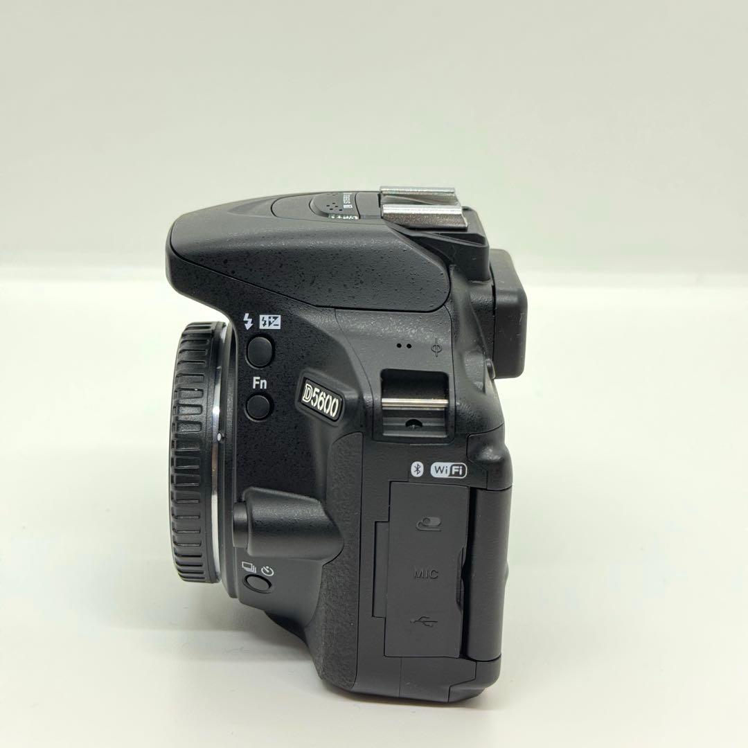 Nikon D5600 ダブルズームレンズキット