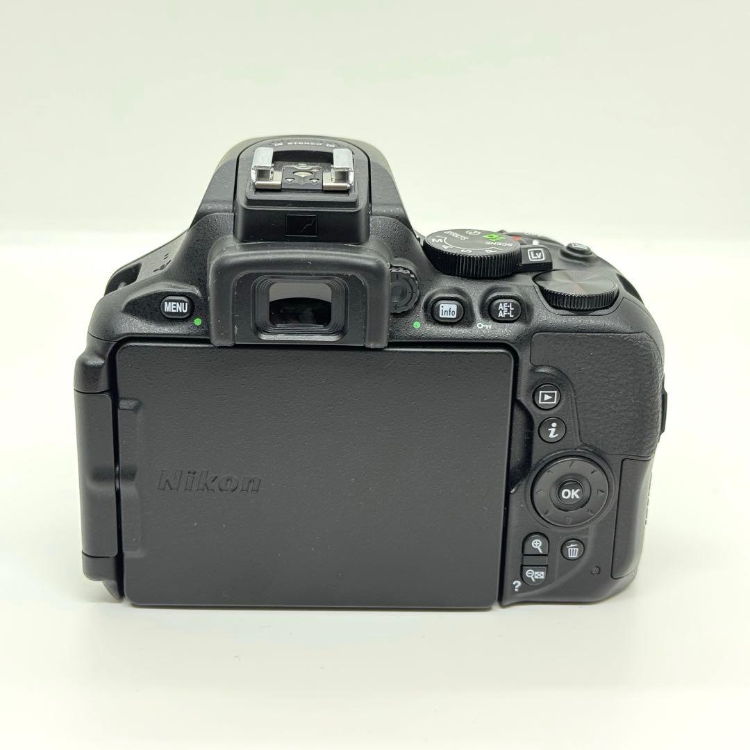 Nikon D5600 ダブルズームレンズキット