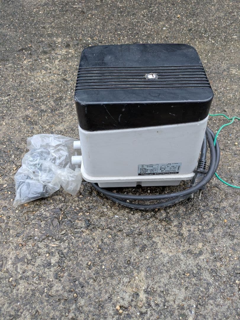 動作品　安永エアポンプ EP-80E-R 100V 浄化槽ブロワー右パッキ