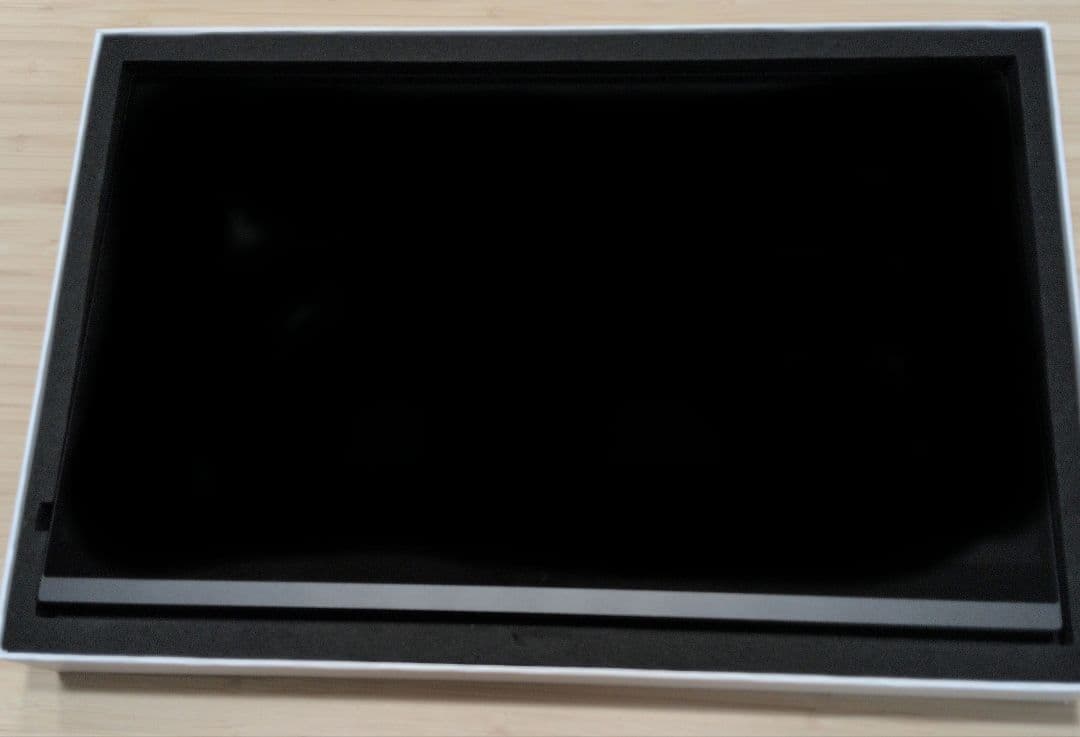 【ほぼ未使用】WINTEN モバイルディスプレイ15.6inch