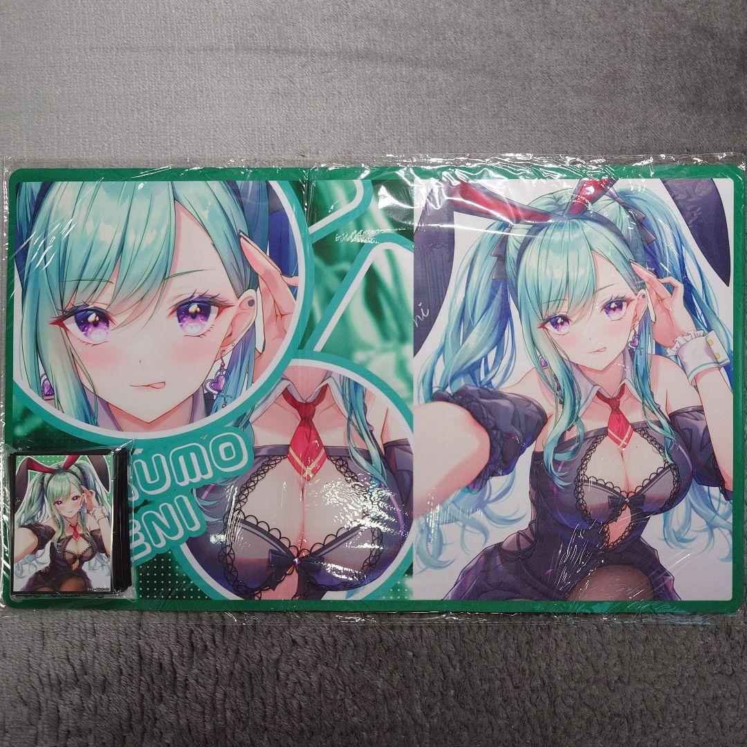 α1 ぶいすぽっ! うさ耳&舌胸元 八雲べに スリーブ&プレイマット