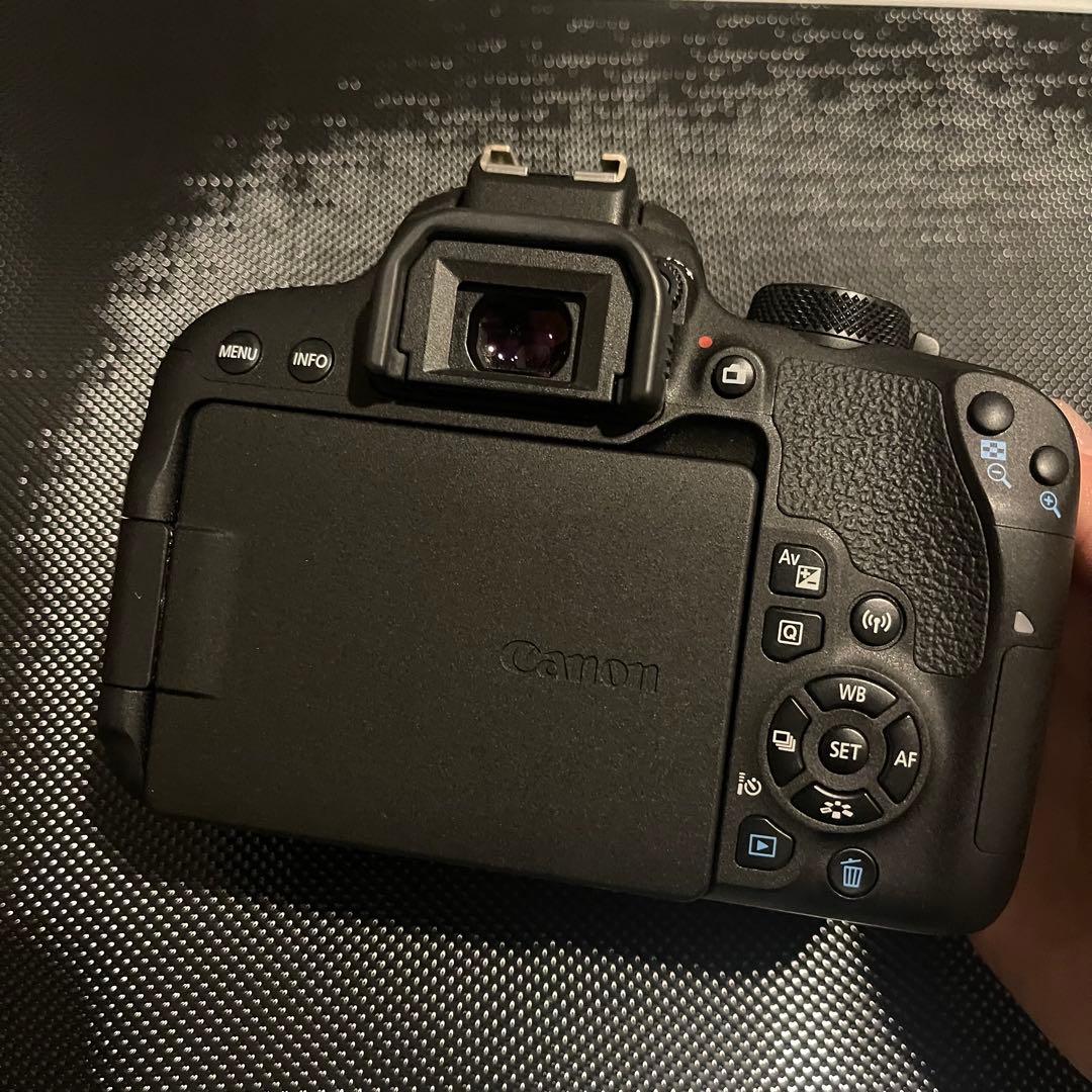 【使用回数10回未満】Canon EOS Kiss X9i