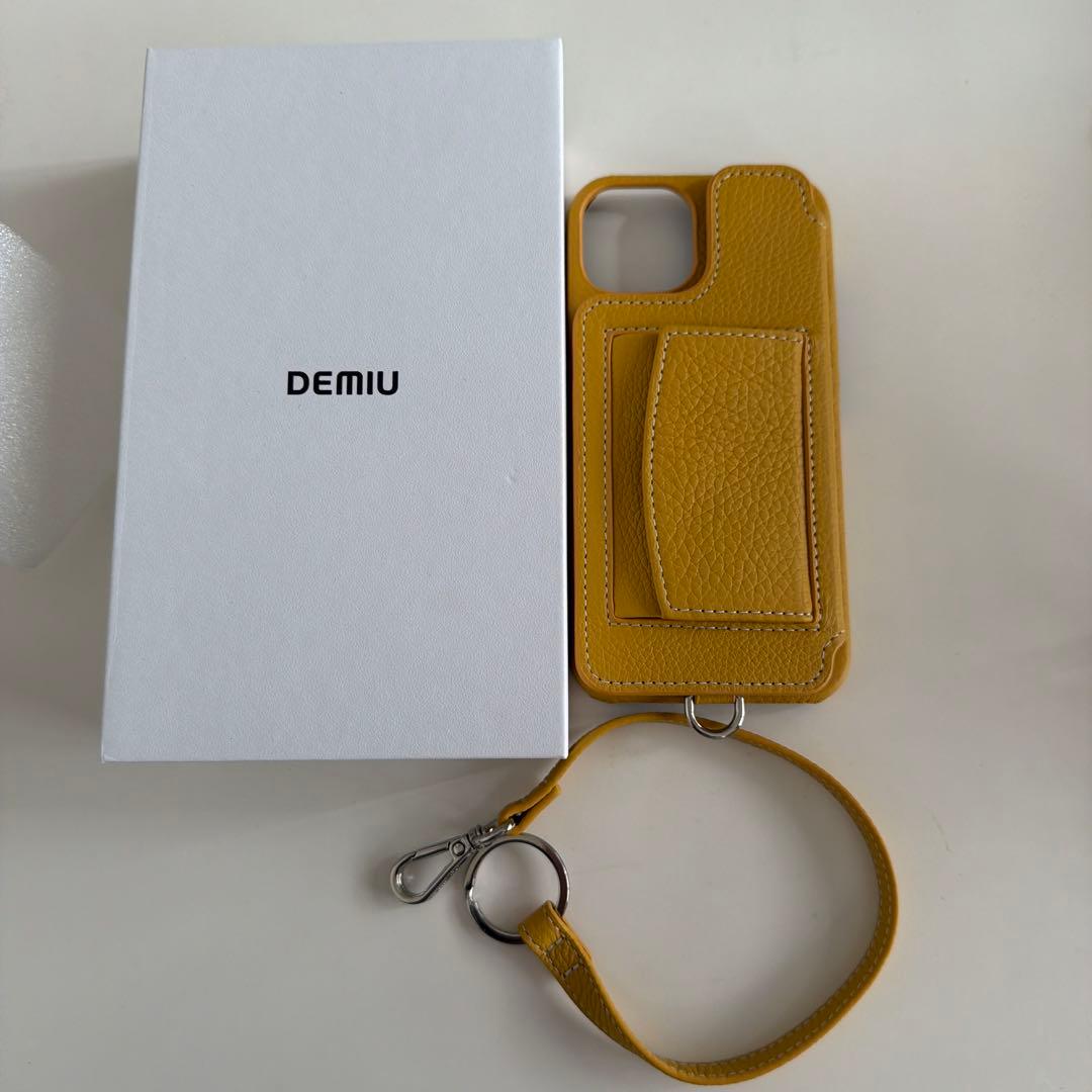 Demiu イエローレザーケースiPhone13用　新品➕ハンドストラップ