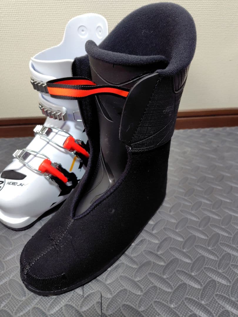 ROSSIGNOL HERO JR スキーブーツ 23.5cm、ブーツケース付き