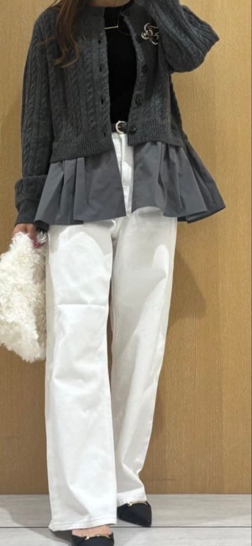 お値下げ❣️ジャスグリッティウールカシミヤペプラムカーデ　Mサイズ