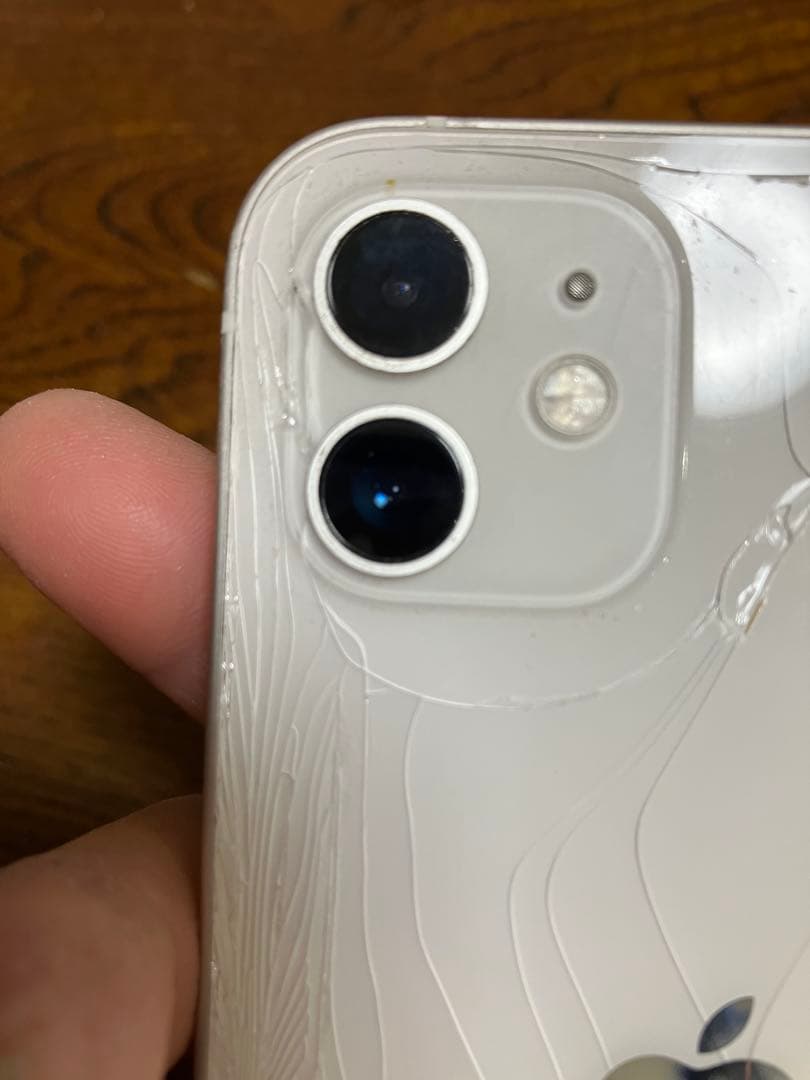 Apple iPhone 12 .64GB ホワイト 本体 ジャンク品