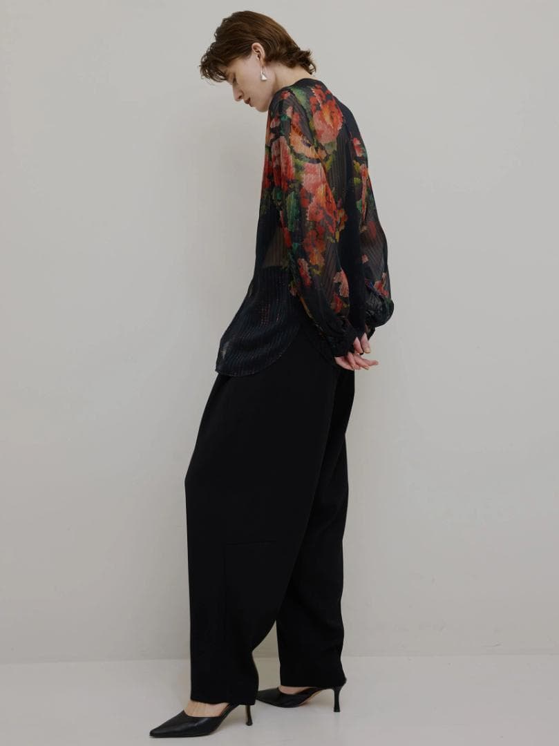 トップス JACQUARD FLOWER PATTERN SHEER BLOUSE