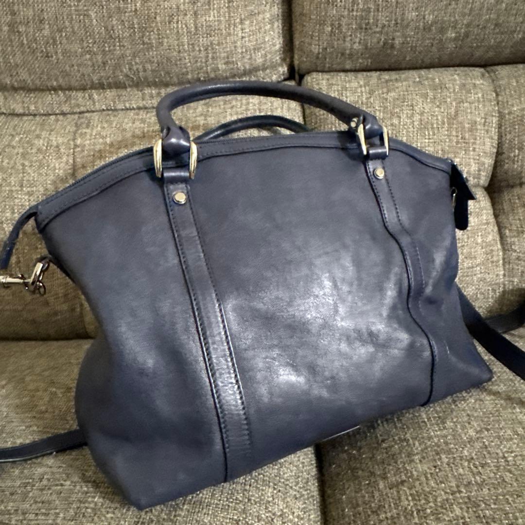 GUCCI ネイビー レザー バッグ