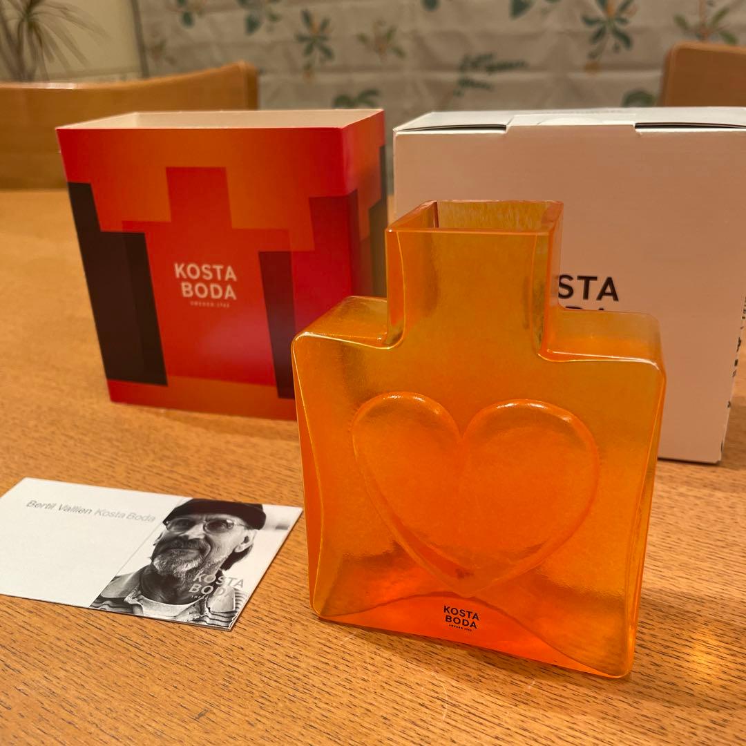 コスタボタ オレンジ 花瓶 元箱