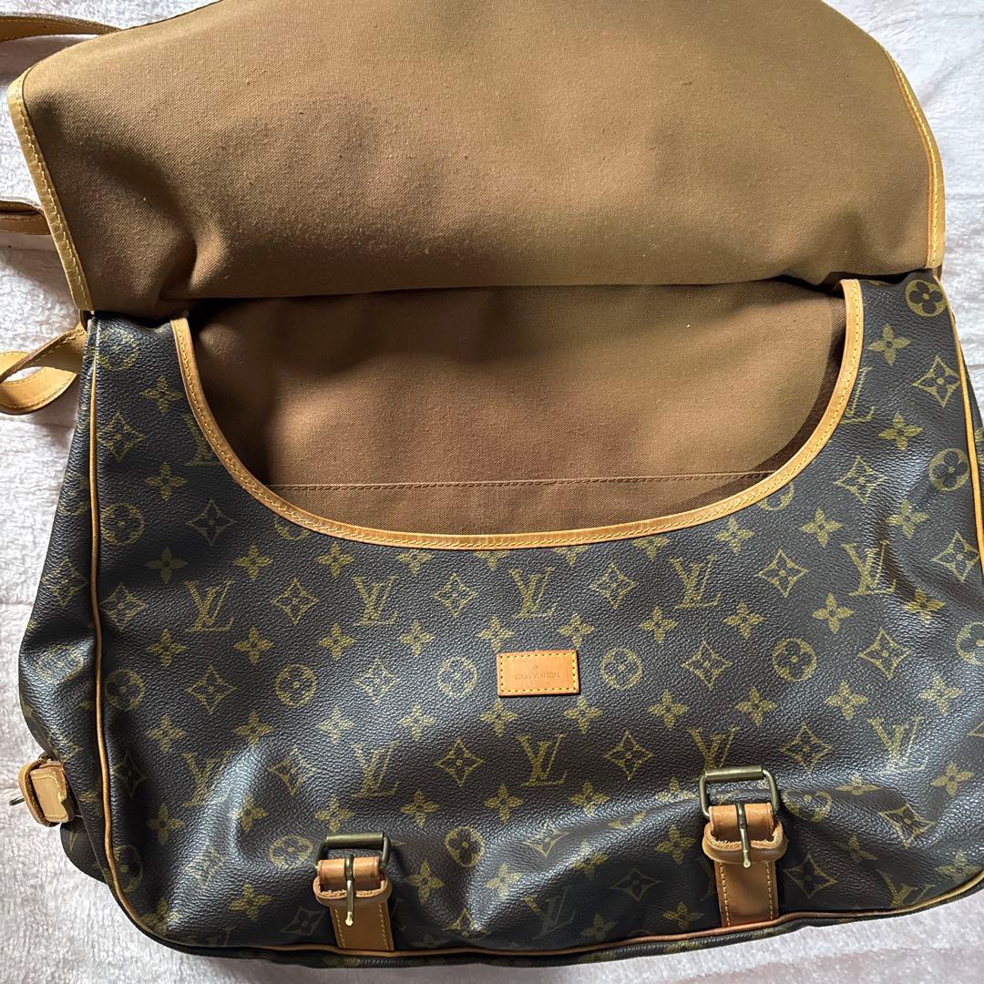ルイ・ヴィトン　ショルダーバッグ ソミュール43 モノグラムキャンバス