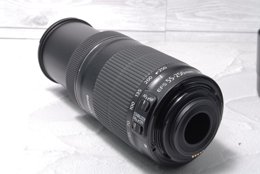 Canon EF-S 55-250mm IS STM 望遠レンズ 手振れ補正❤️