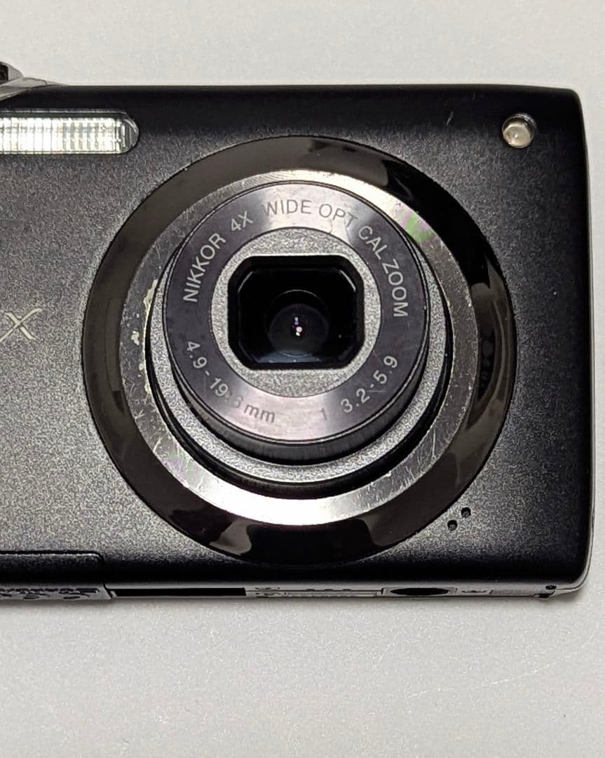 Nikon COOLPIX S3000 デジタルカメラ ブラック 動作品