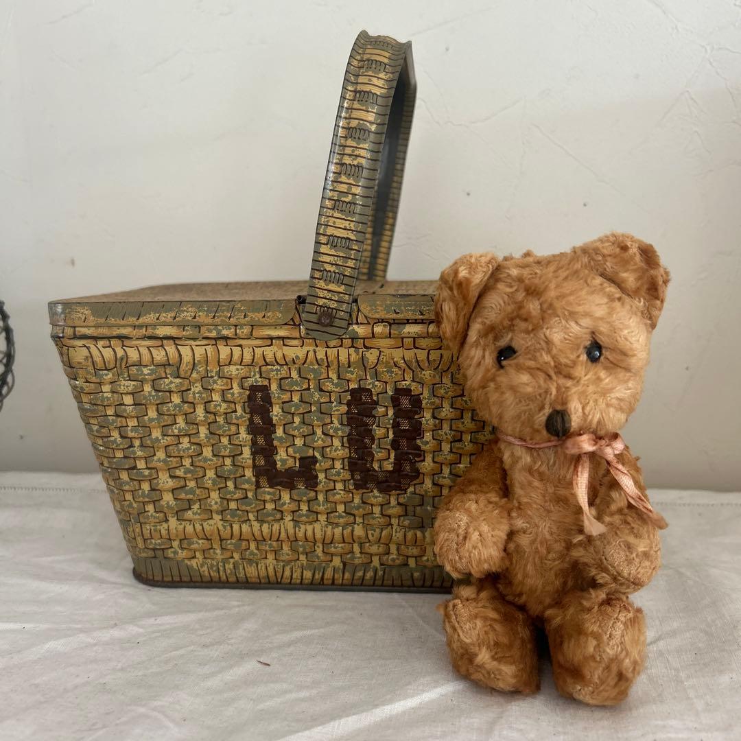 LU ビスケット缶　パニエ　小さなアンティークベアのセット