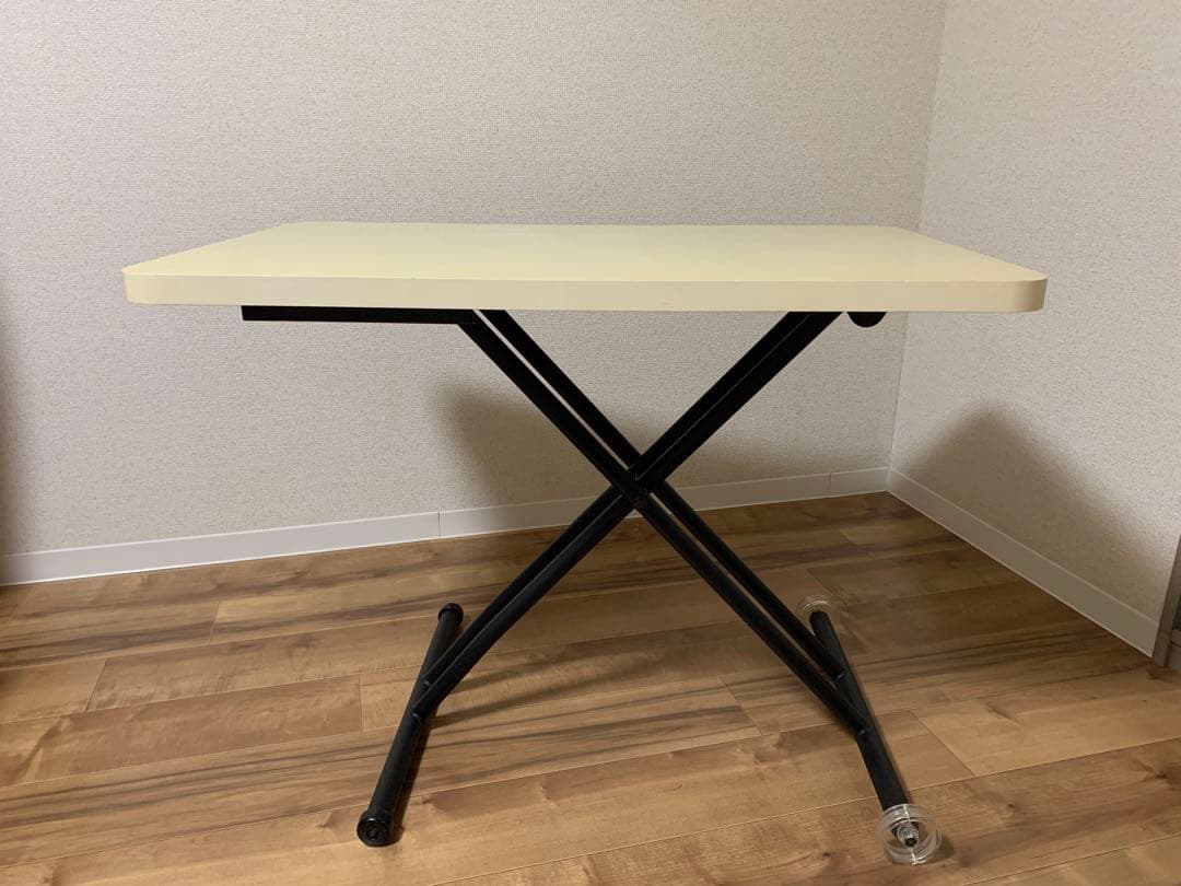 昇降エクステンションテーブル／高さ調整可能テーブル