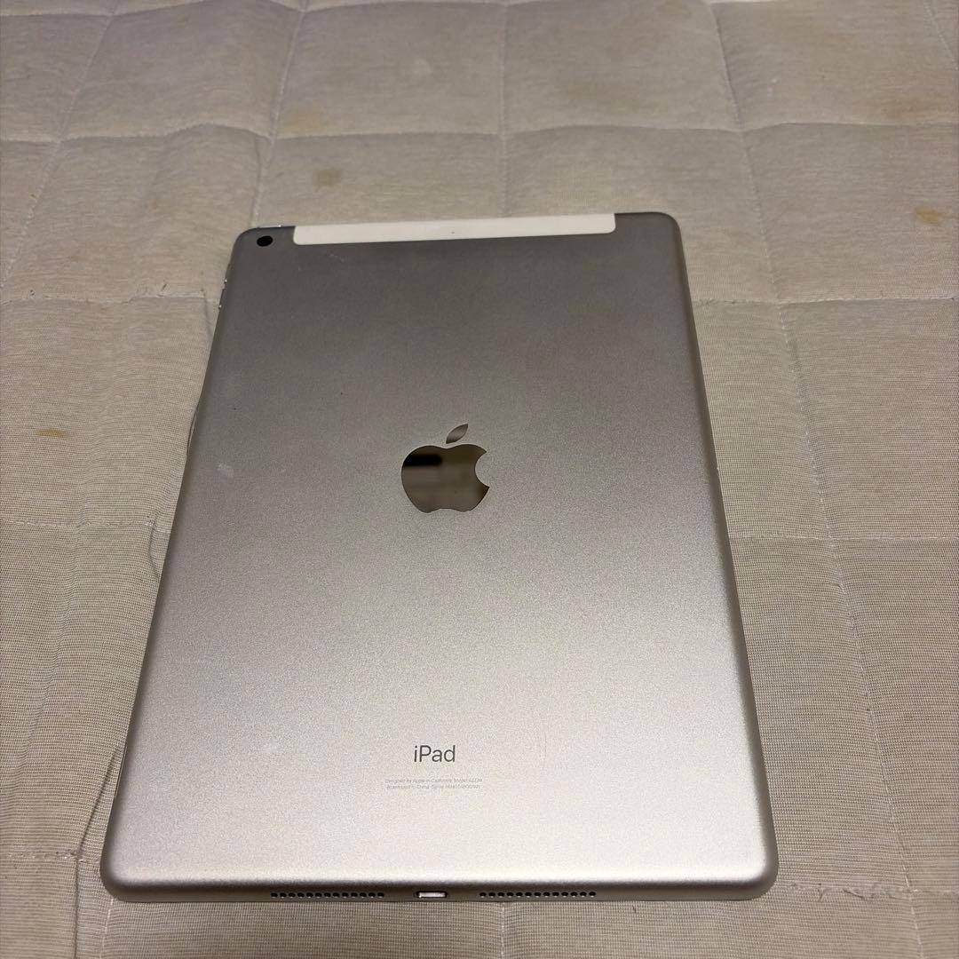 Apple iPad シルバー 本体 箱付き