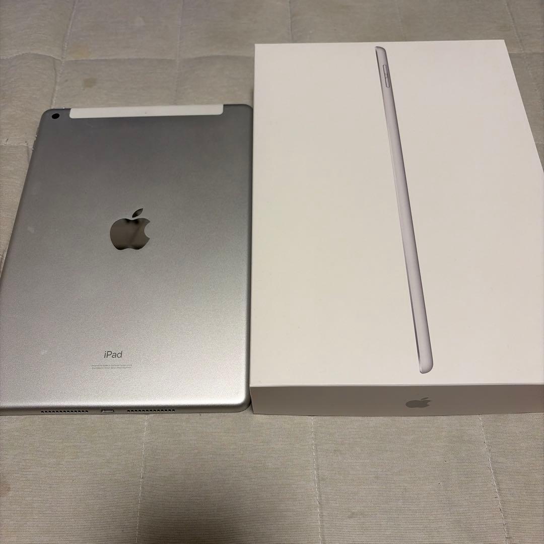 Apple iPad シルバー 本体 箱付き