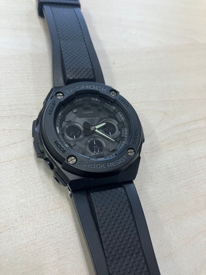 み*こ様 G-SHOCK GST-W300-1A1J ジーショック G-STEE