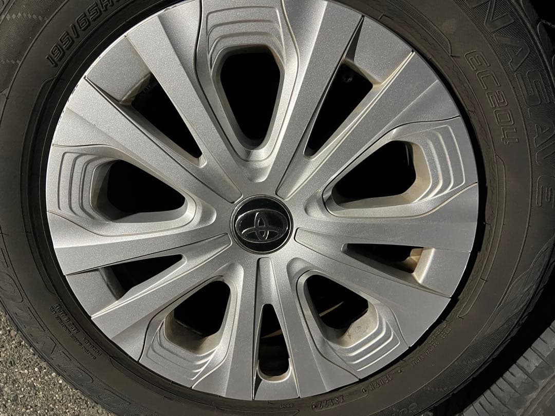 TOYOTA トヨタ純正 50系プリウス15インチ×6.5J＋40