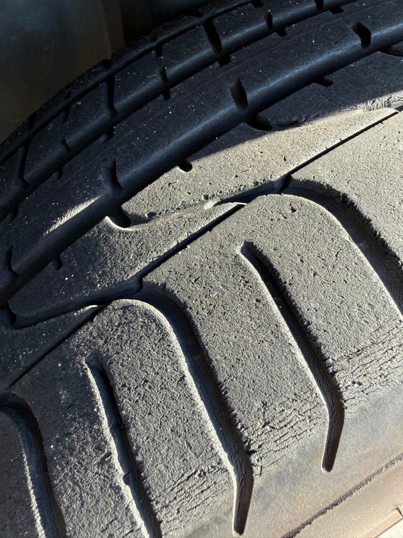 メルセデス・ベンツ ピレリMOタイヤ4本 235/45R20