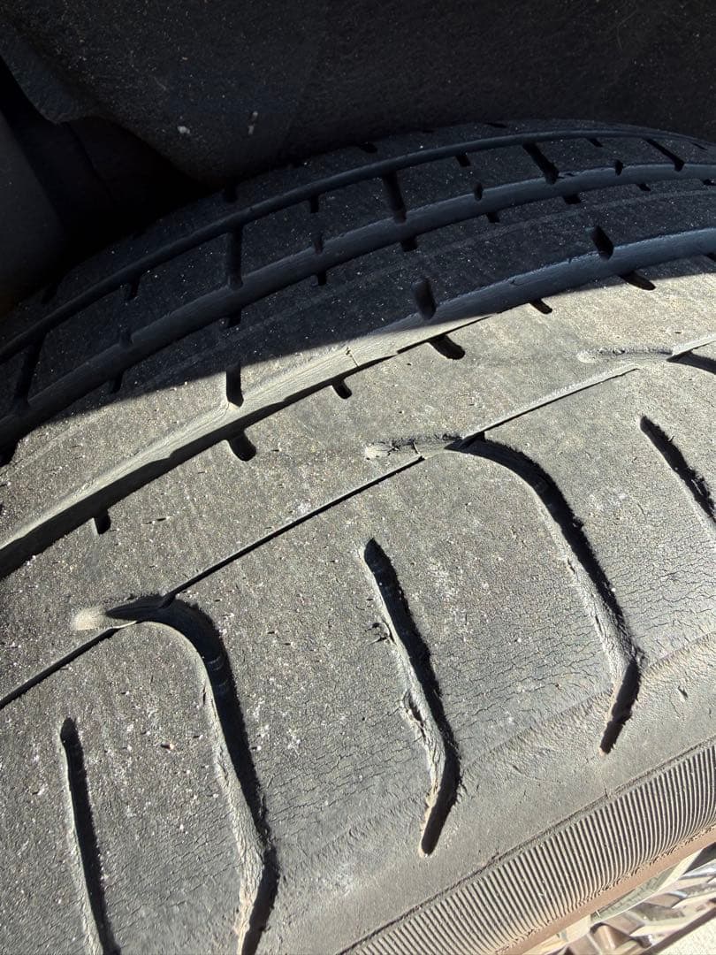 メルセデス・ベンツ ピレリMOタイヤ4本 235/45R20