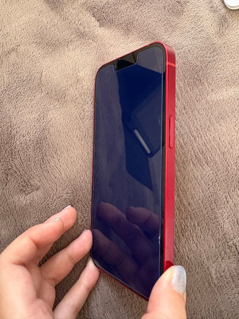 Apple iPhone 13 (赤色) 本体