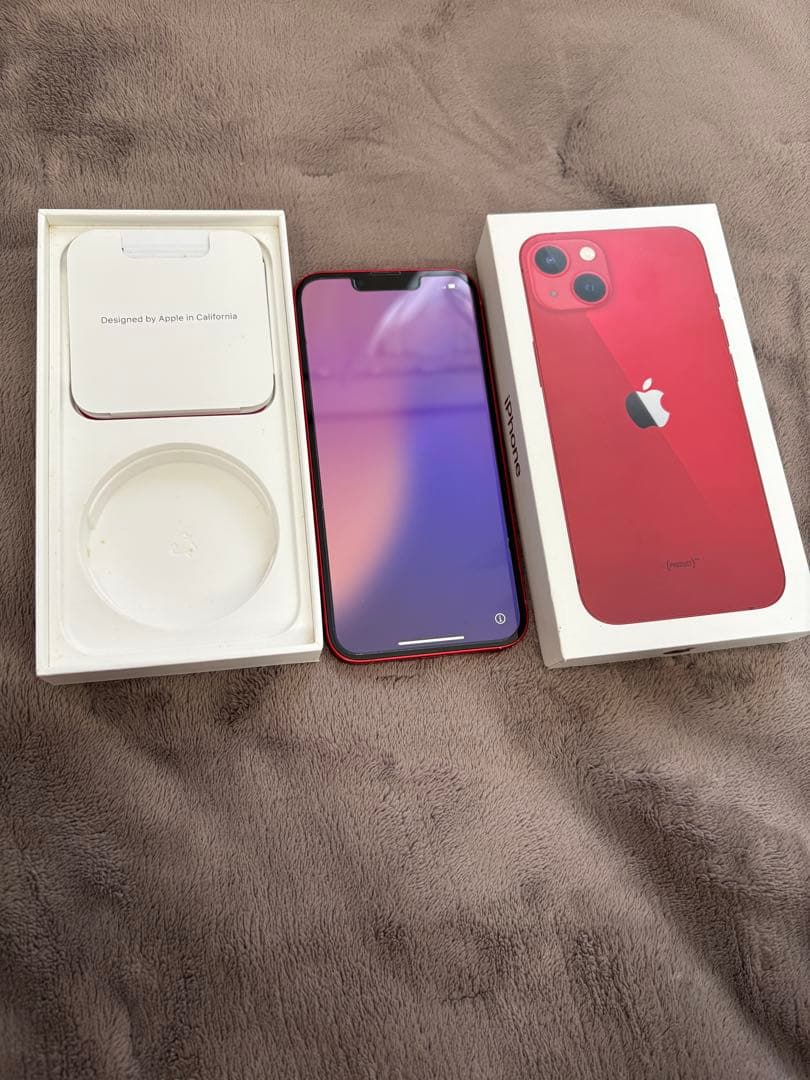Apple iPhone 13 (赤色) 本体