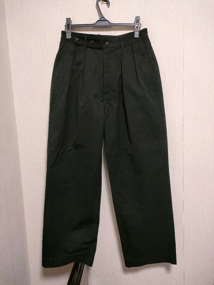 ULTERIOR 備前ギャバジン タックパンツ ブラック