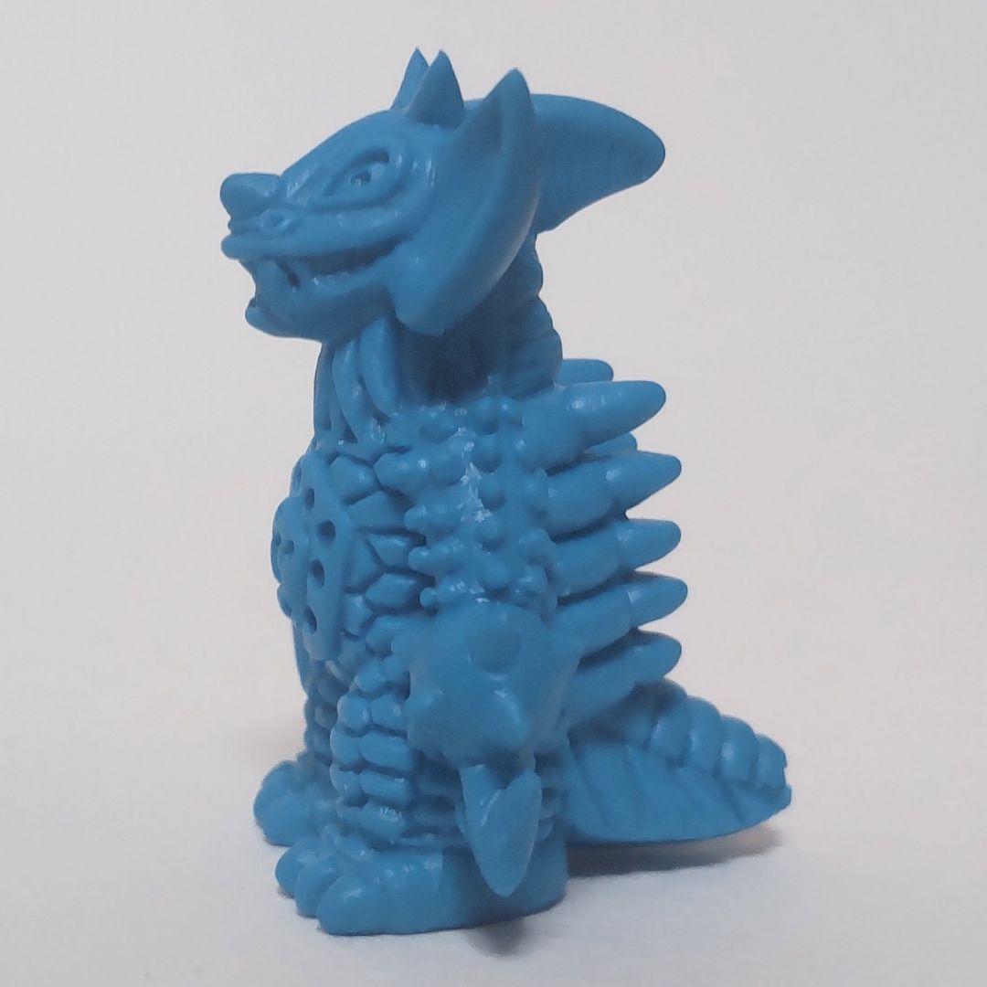 ヤ*）様 ★コレクション400　ウルトラマン怪獣消しゴム　タイラント