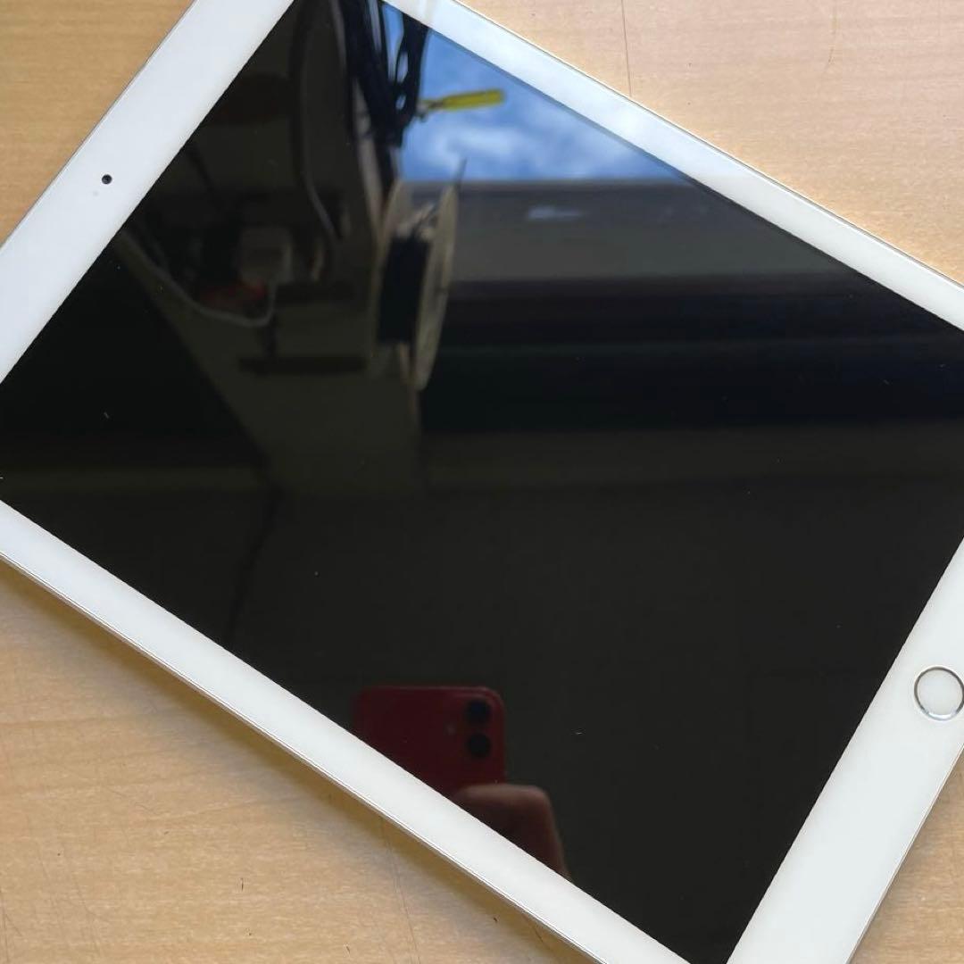 iPad 第6世代　A1893　Wi-Fiモデル　シルバー　32GB #9