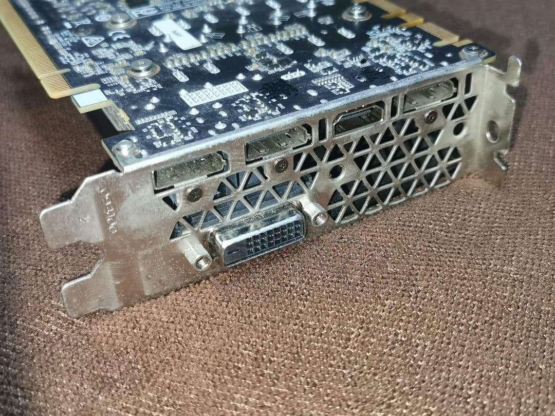 ZOTAC GTX1070 8GB [故障品][ジャンク]