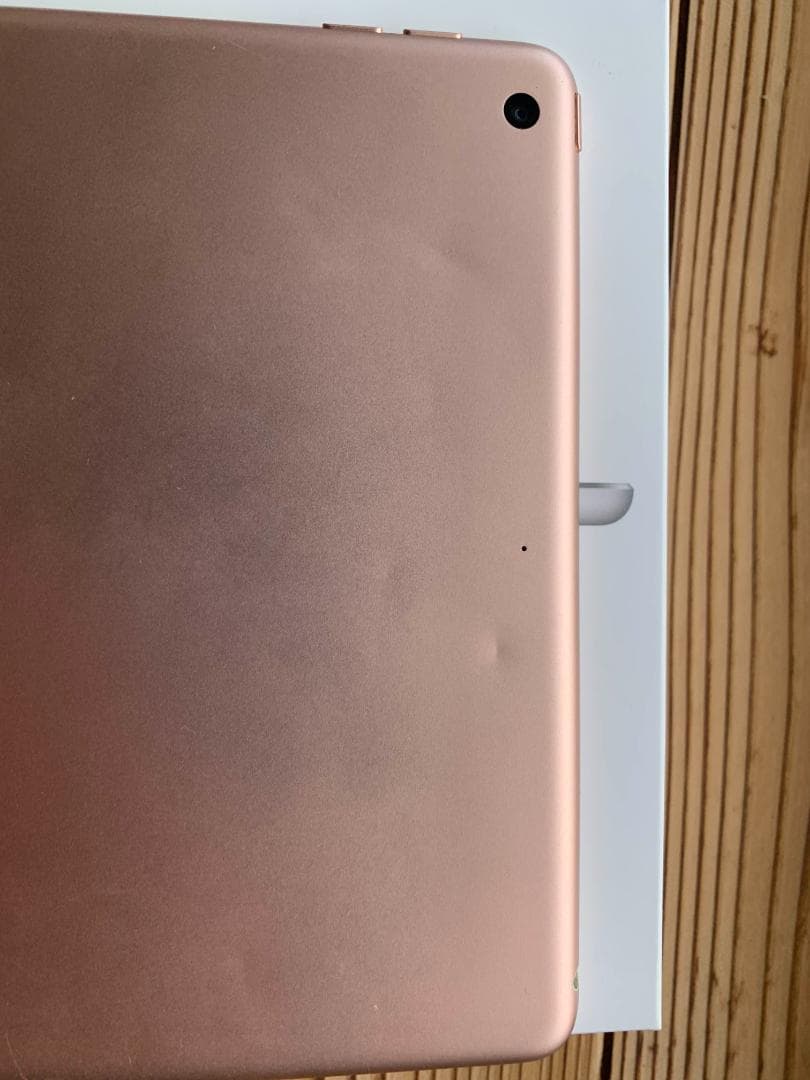 超美品 iPad 第7世代 バッテリー100% ゴールド 本体