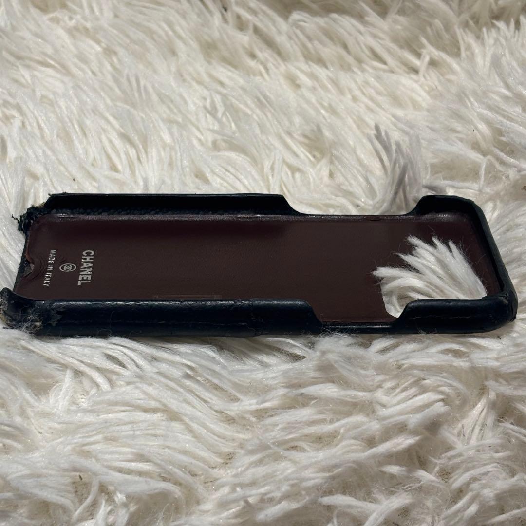 シャネル　マトラッセ キャビアスキン ココマーク　iPhoneケース