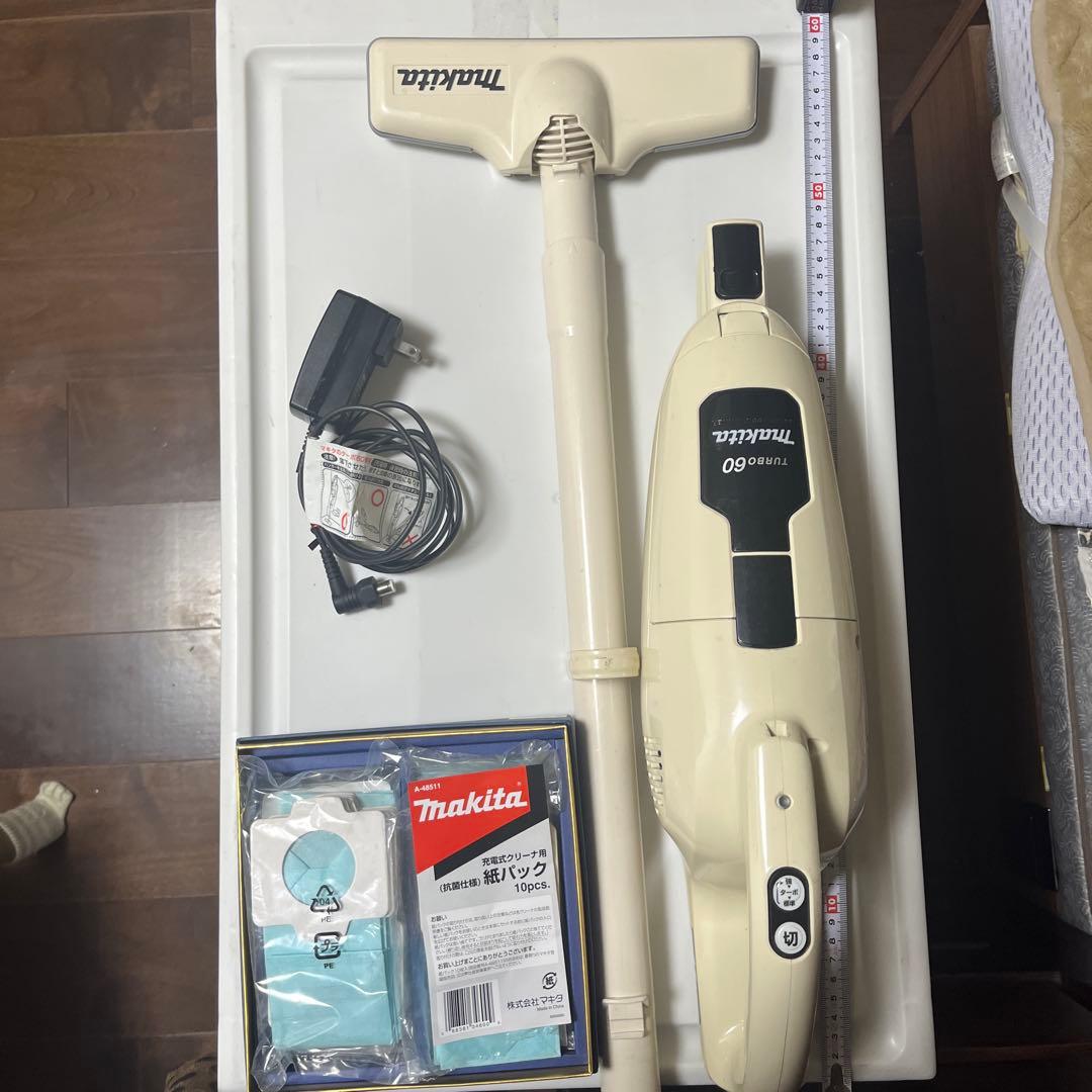 掃除機・クリーナー Makita TURBO 60