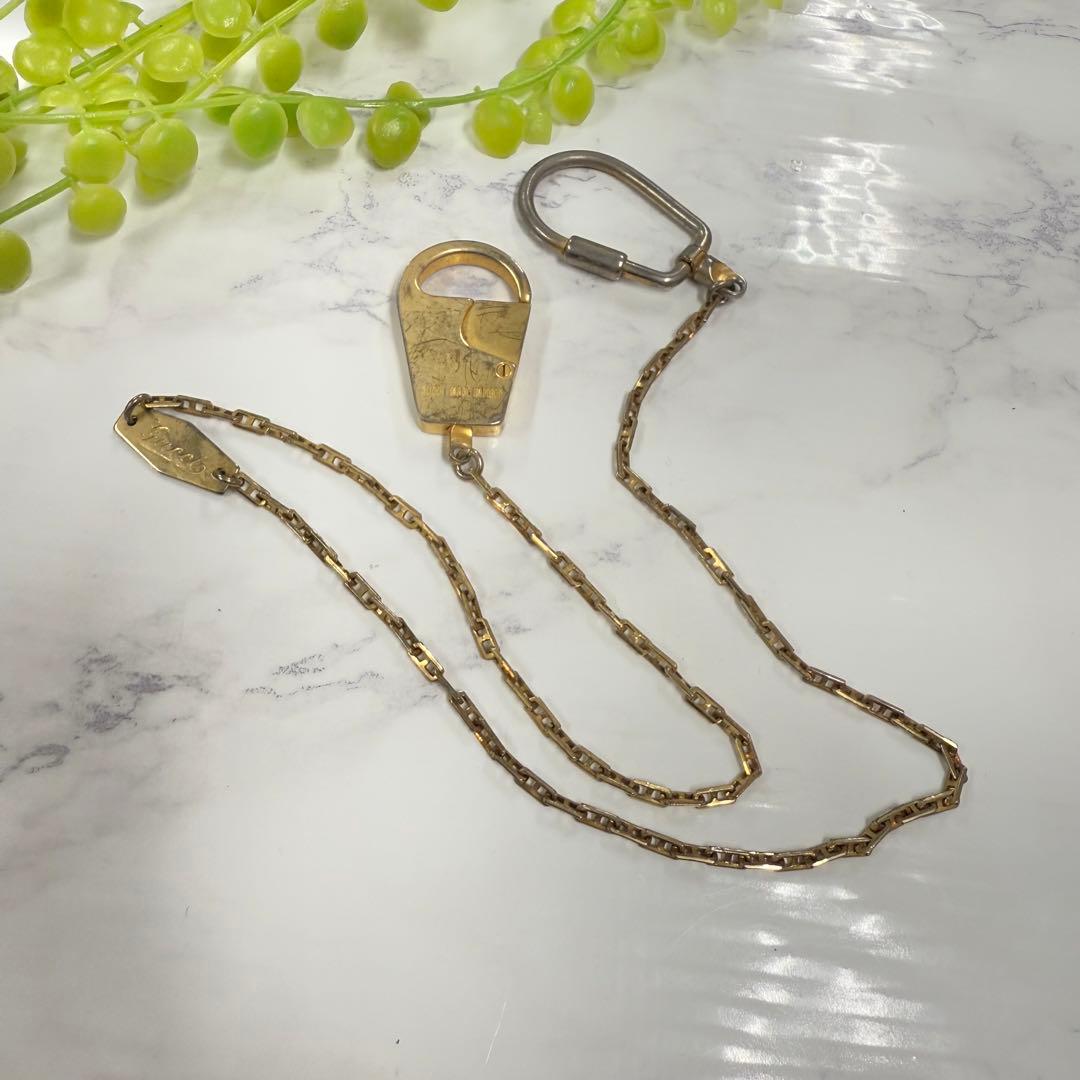 GUCCI グッチ ブランドロゴプレート ウォレットチェーン キーホルダー