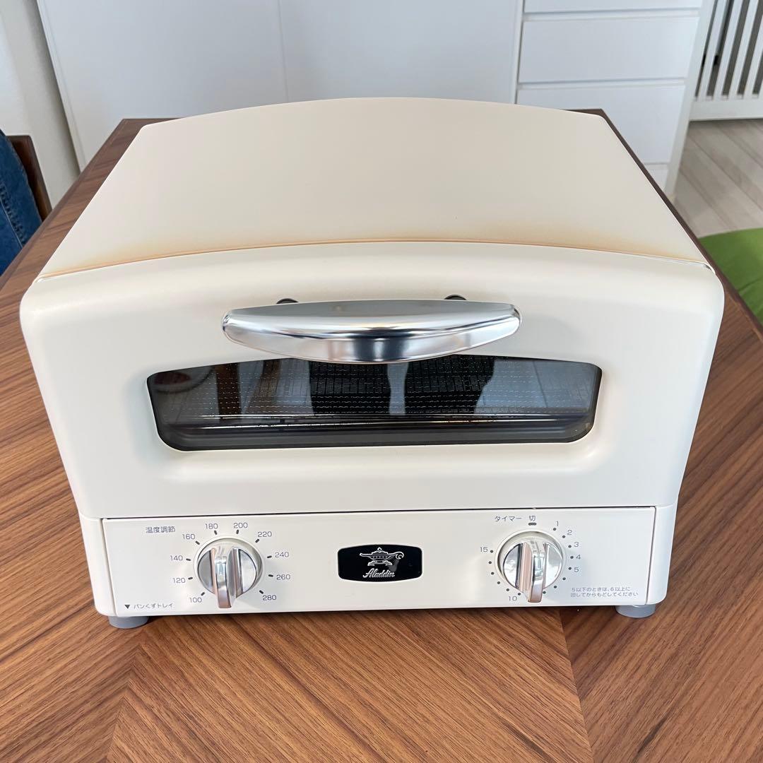 4枚焼き アラジン　グラファイトグリル・トースター AGT-G13A ホワイト