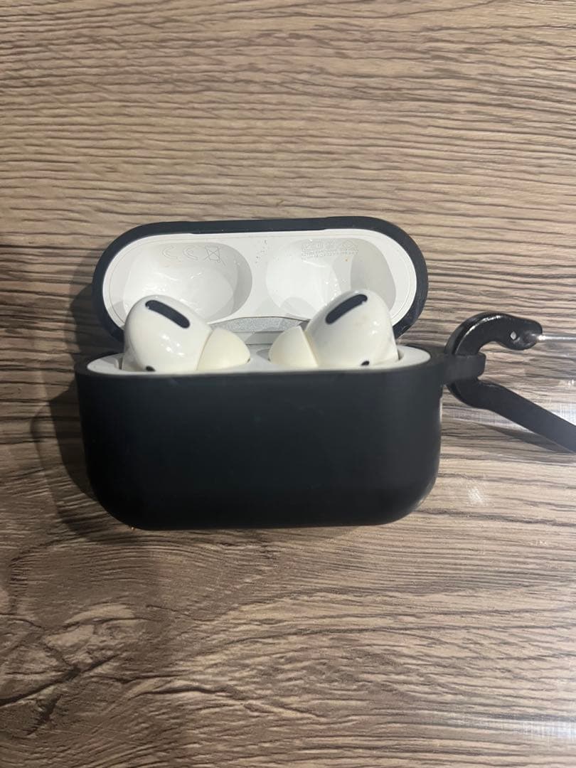正規品 AirPods Pro2ブラックケース付き
