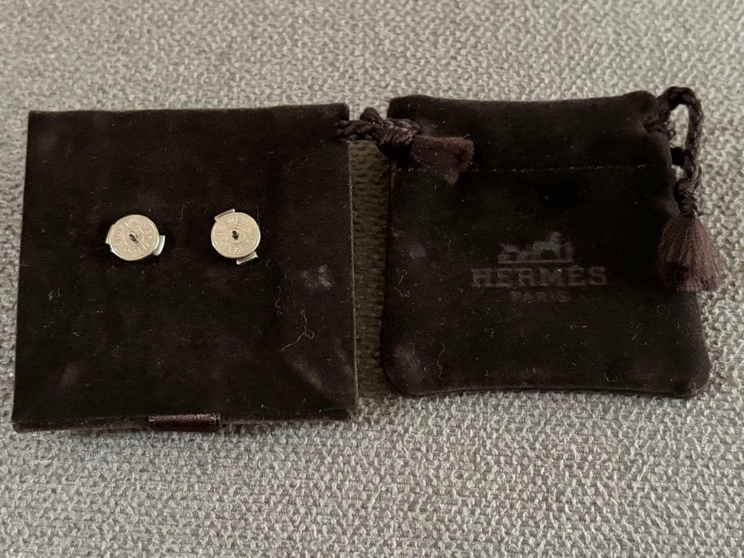 HERMES カージュドアッシュ Hキューブ ピアス