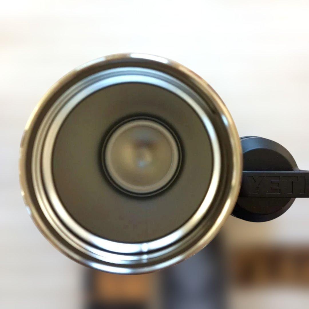 【新品】YETI RAMBLER 26oz ボトル