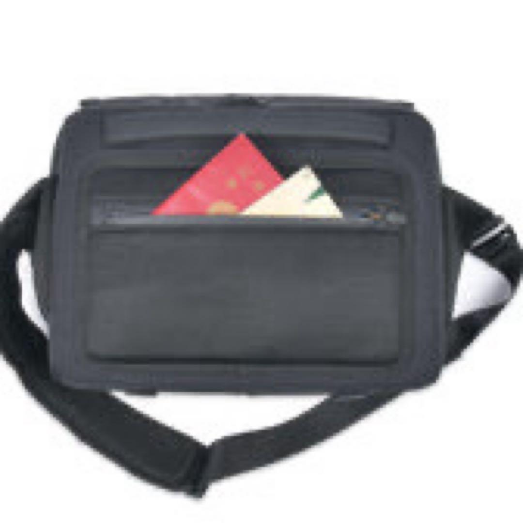 新品未使用　TOUGH BIG SLING BAG KHAKI