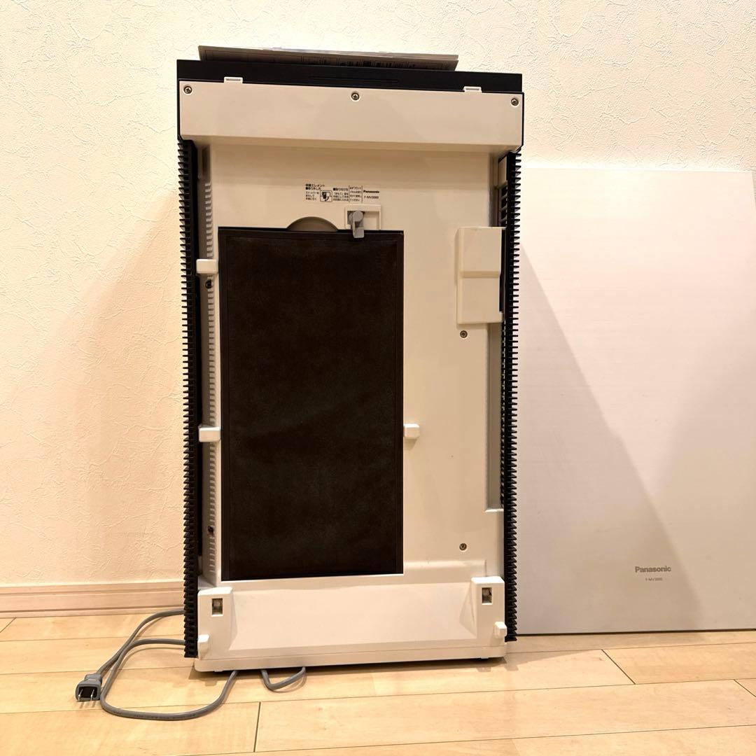 2018年製 パナソニック 空間除菌脱臭機 ジアイーノ F-MV3000