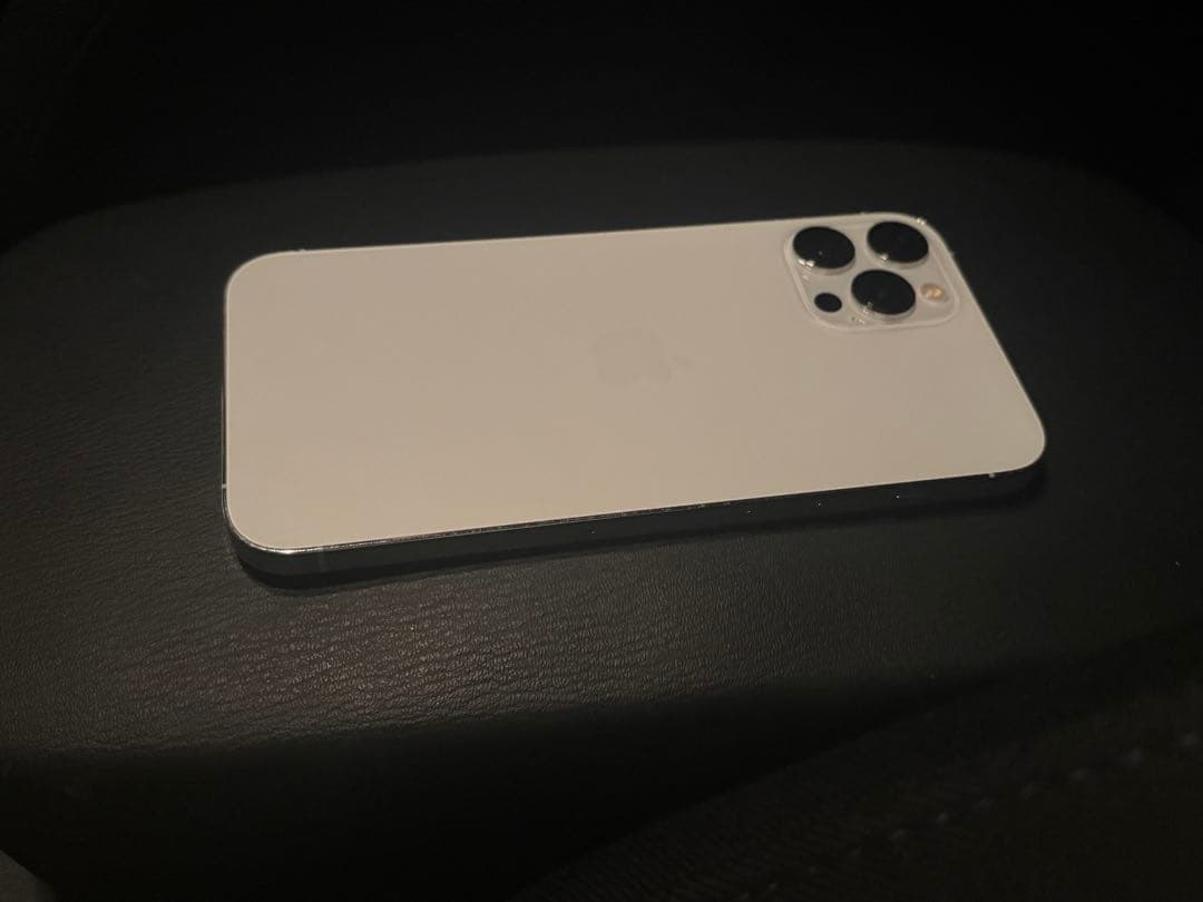 Apple iPhone 12 Pro Maxシルバー 本体