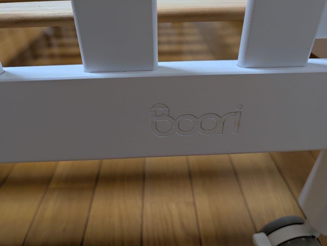 Boori ベビーベッド 純正品マットレス・防水キルトパッド付き