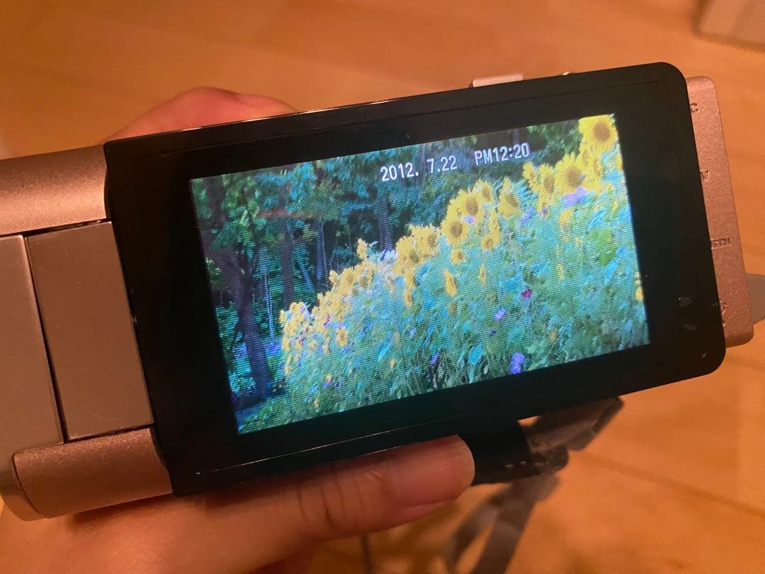 JVC Everio GZ-V590 ビデオカメラ本体