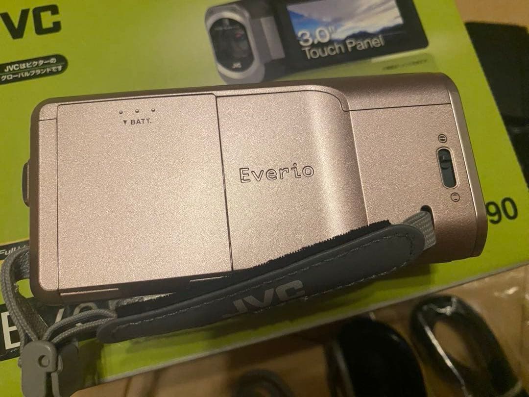 JVC Everio GZ-V590 ビデオカメラ本体