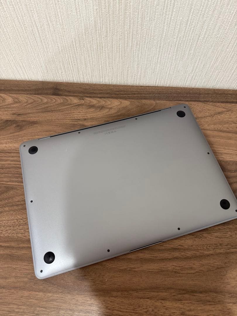 フーン　Mac Book Air 2020 M1